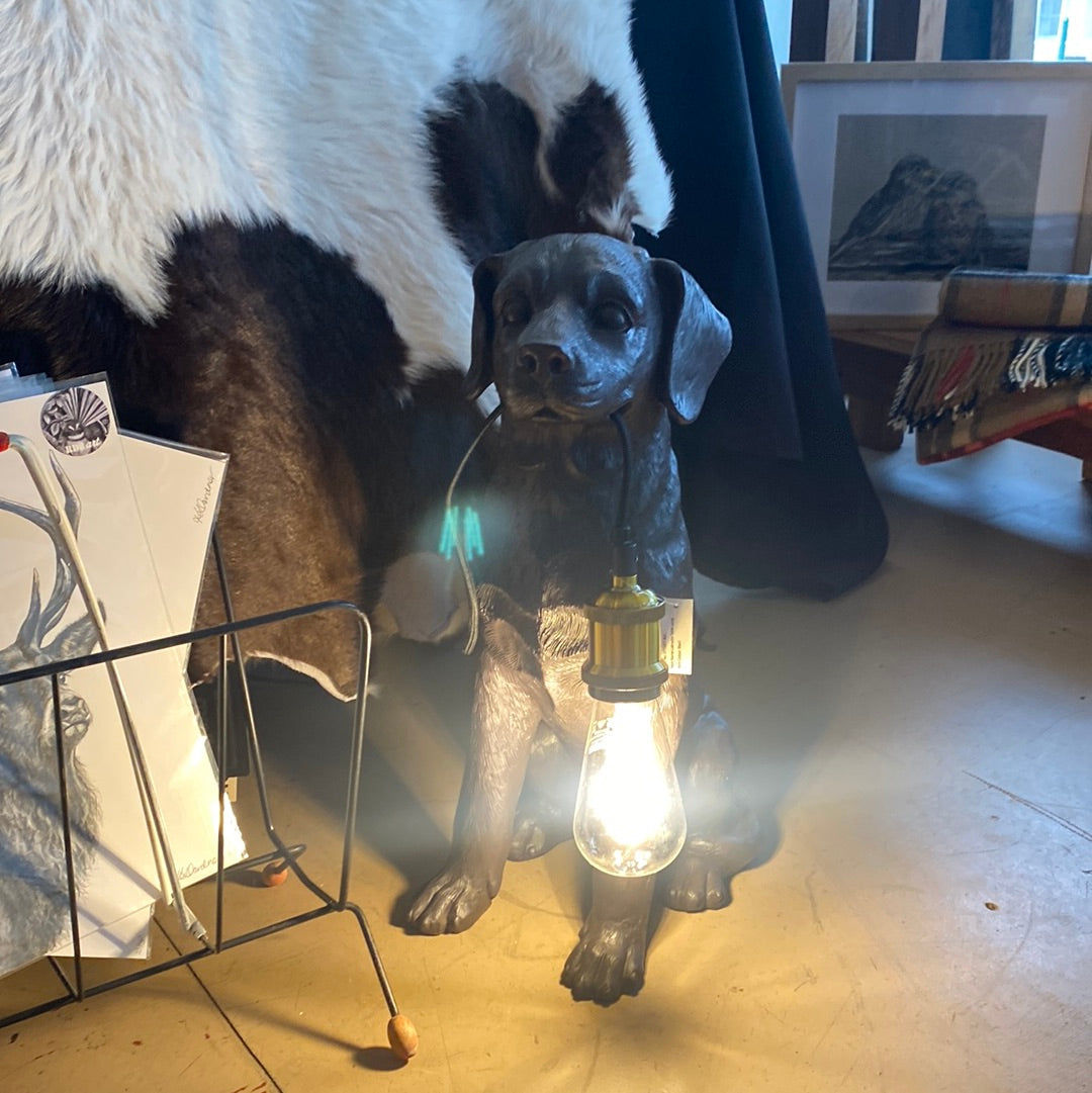 Labrador Table Lamp