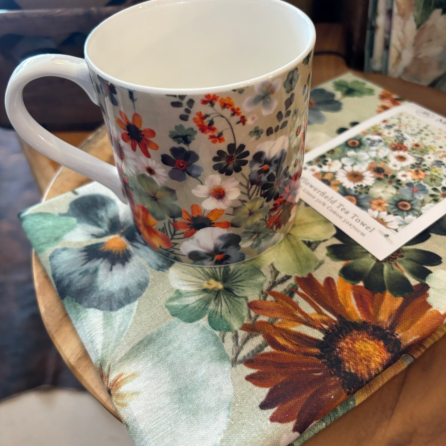 MM Linen | Flowerfield Tea Towel