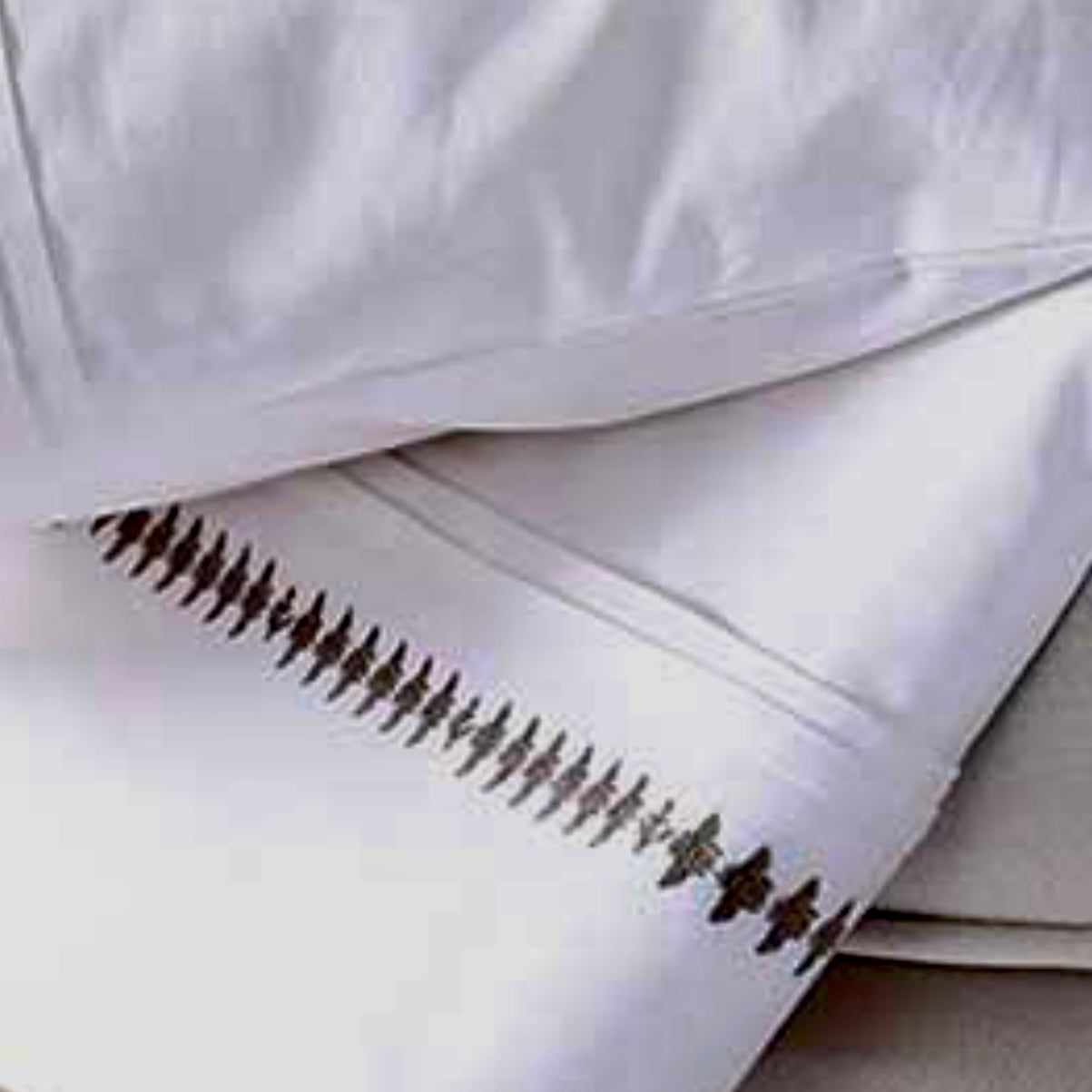 MM Linen | Bee Pillowcase Taupe