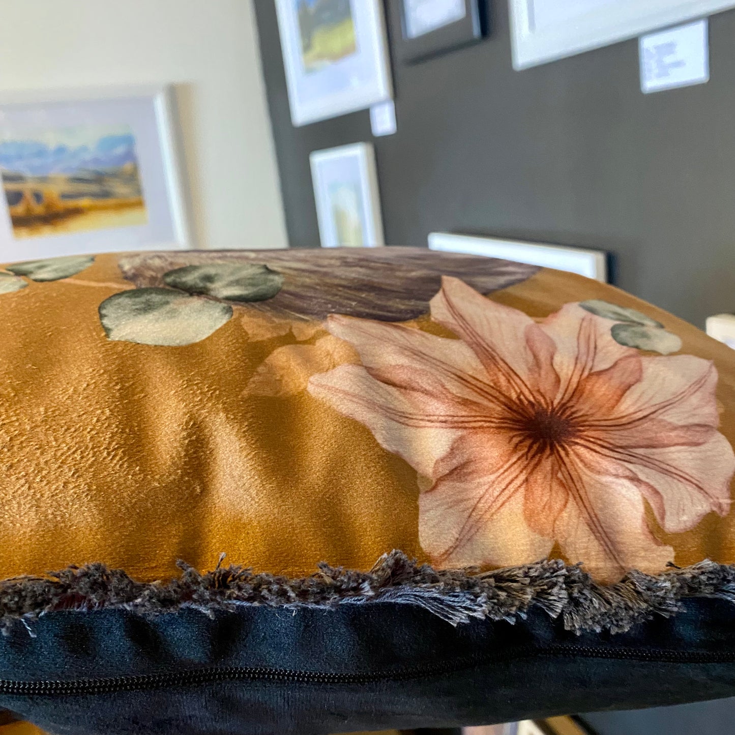 MM Linen | Fantail Cushion