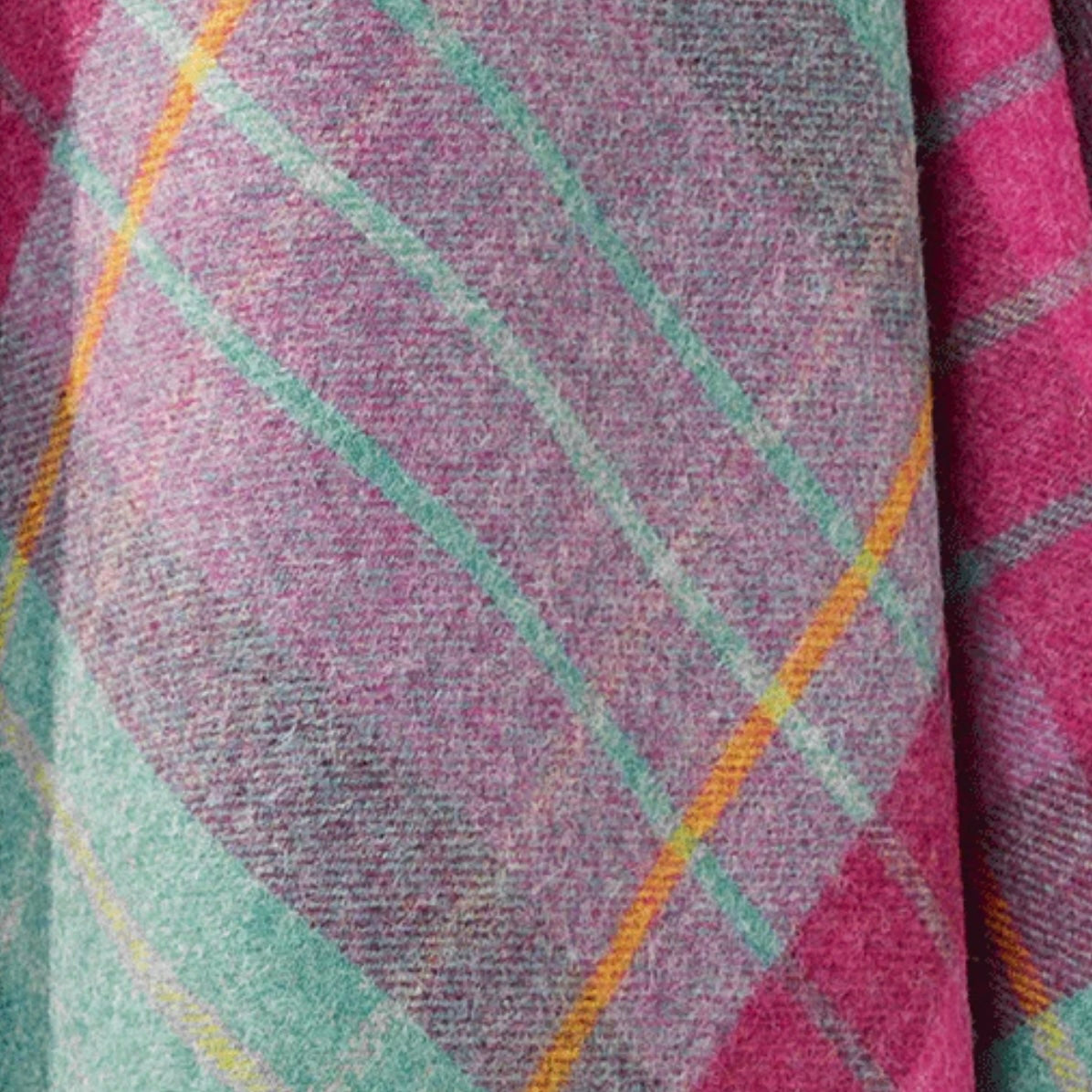 Exquisite Wool Traders | 100% Pure Wool Throw - Saltburn