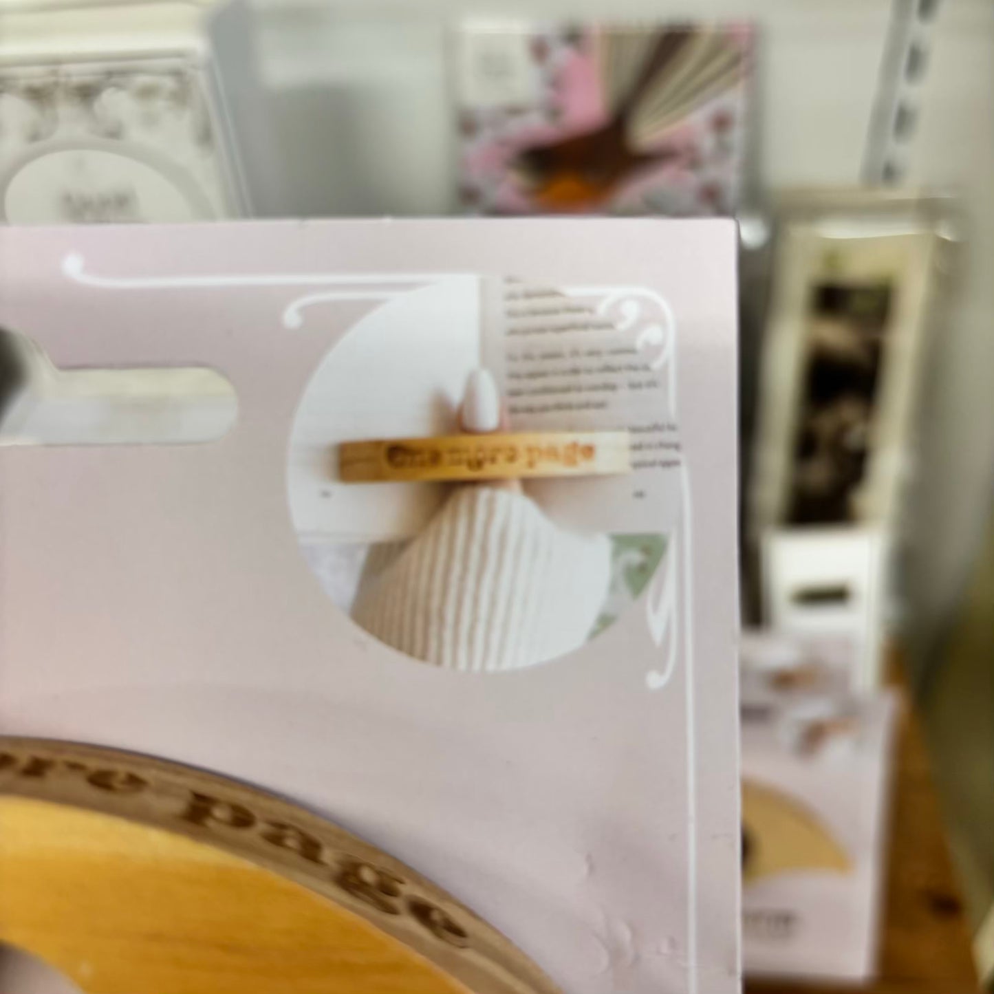 Bookworm Thumb Page Holder