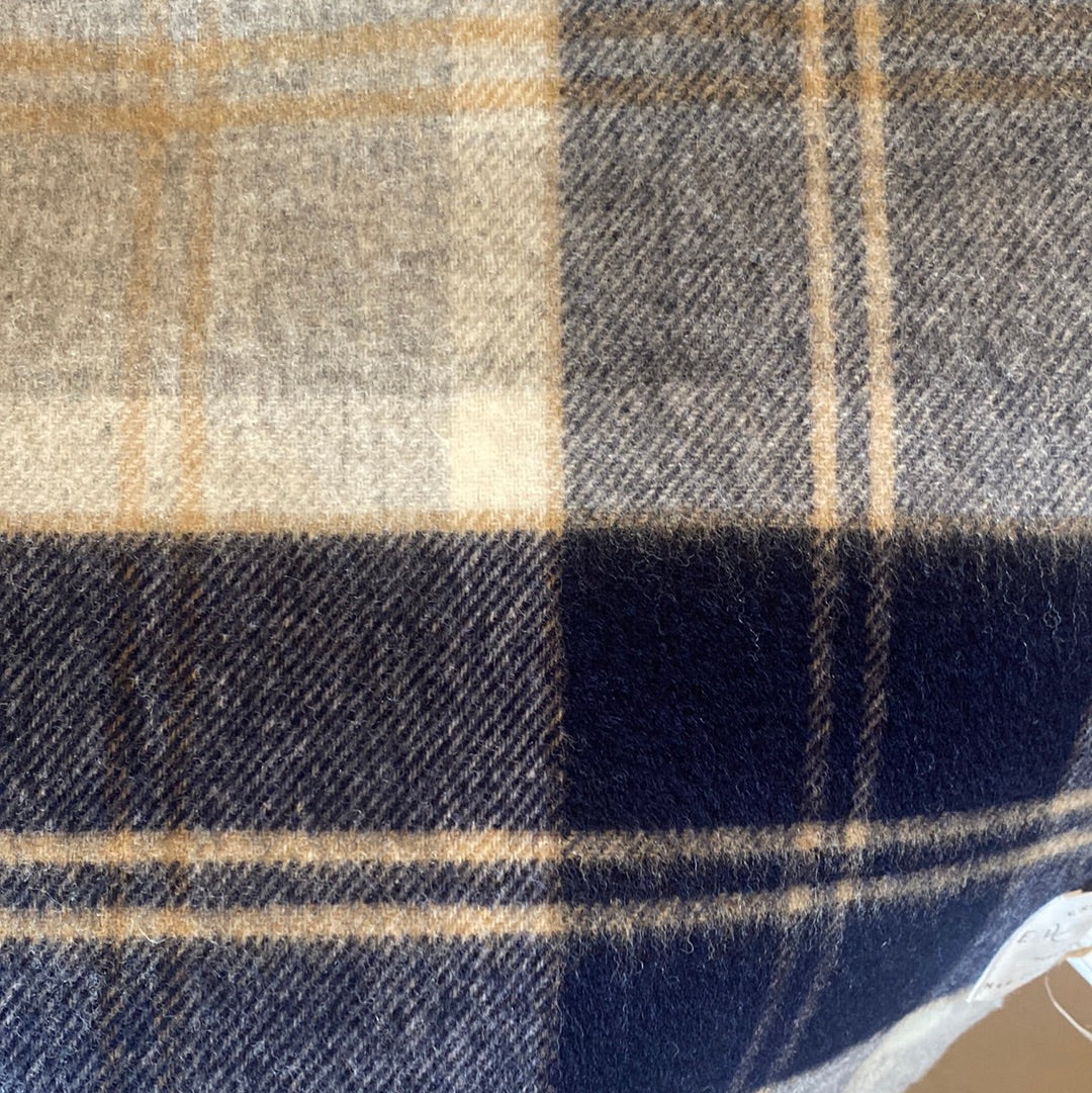 Exquisite Wool Traders | 100% NZ Merino - Bannockbane Silver