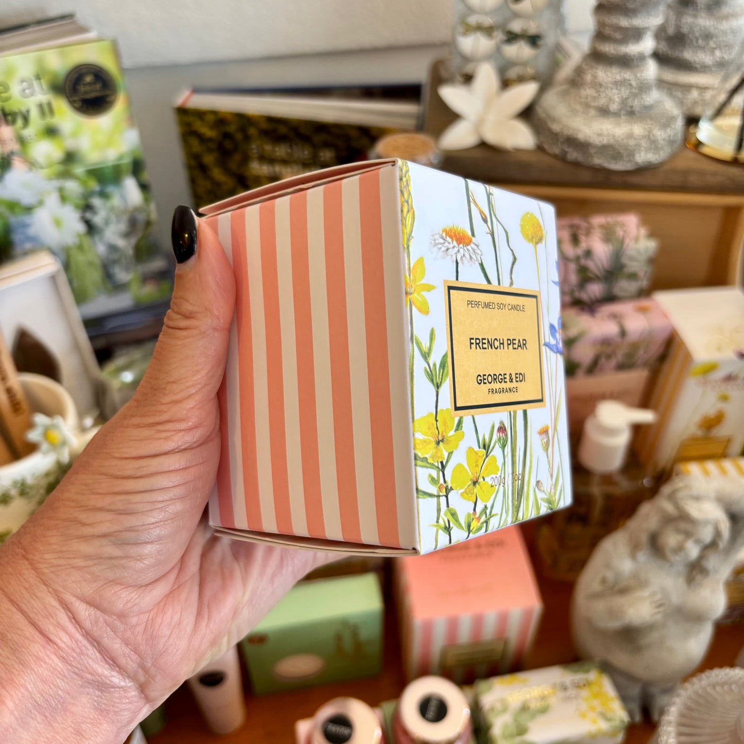 George & Edi | Standard Candle - French Pear