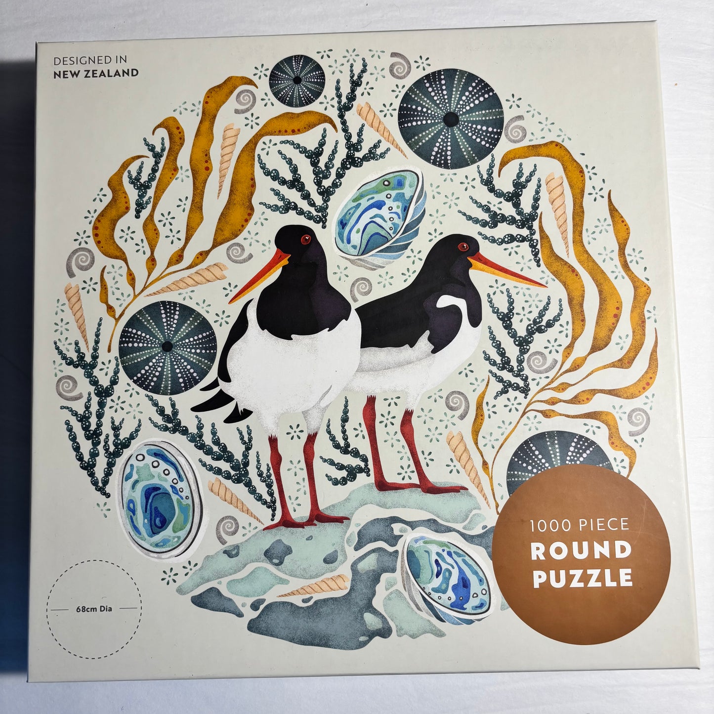 Catherine Marion | Oyster Catchers - Round 1000 Piece Jigsaw