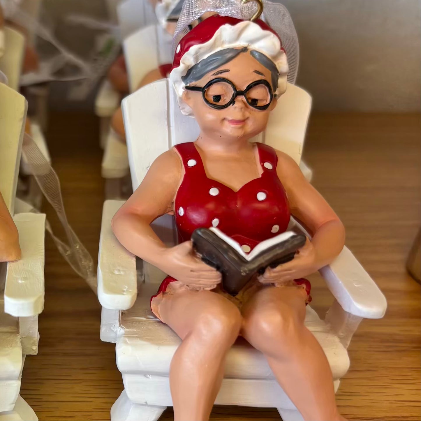 Mr & Mrs Claus on Beach Chairs Decorations